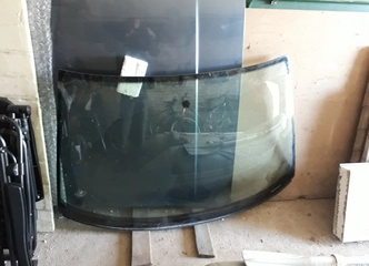 Peržiūrėti skelbimą - Audi 80 (b3)  stiklai