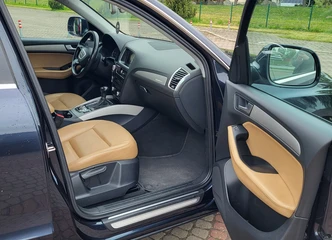Audi Q5 - Daugiafunkcinis vairas ir elegantiškas odinis salonas!