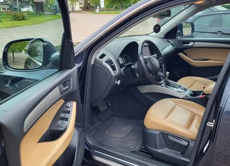 Audi Q5 - Stilingas visureigis su modernia navigacija!