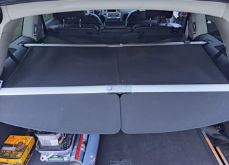 Peržiūrėti skelbimą - Audi Q7 galinė užuolaida (Storke).
