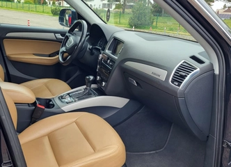 Kėbulo trūkumų neturinti Audi Q5 su nauju varikliu ir smagračio keitimu