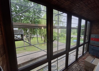 Užsakykite variantą su tinkleliu ir skardinimu, tik už 800 €
