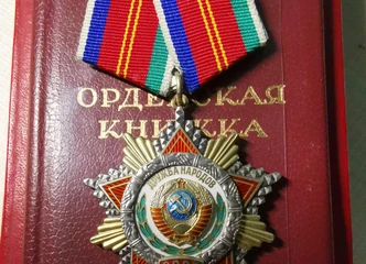 Greitas atsiskaitymas už Smetonos litus, ordinus ir medalius!