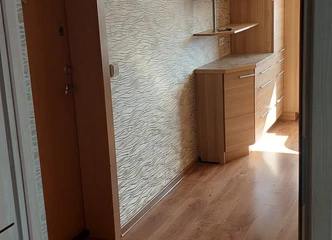 Erdvus 3 kambarių butas miesto centre – Jūsų nauji namai!