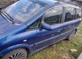 Raskite patikimas dalis Opel Zafira 2003 m.!