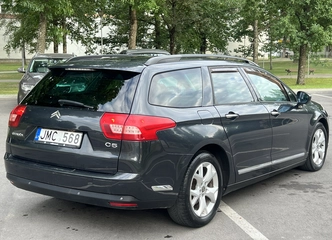 Naujos padangos ir patogus universalas Citroen C5 už prieinamą kainą
