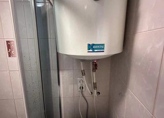 Draugiški kaimynai ir rami aplinka prie upės