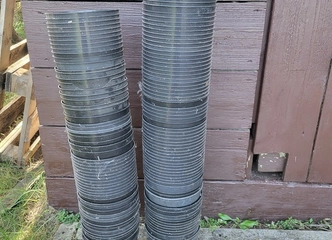 Ekologiški vazonai daigams – 2 ltr, 130 vnt. už 15 €