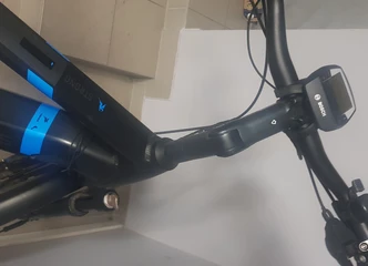 LED žibintai ir valdoma sėdynės padėtis – patogumas ir saugumas!