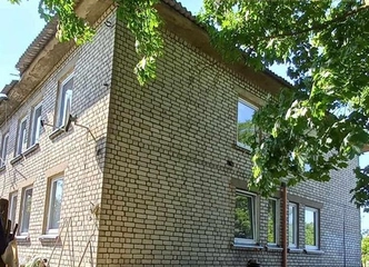 Parduodamas butas su daržu, sodeliu ir malkine