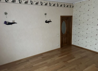 Įsigykite erdvų namą su šildymu ir puikia vieta Žiaukuose!