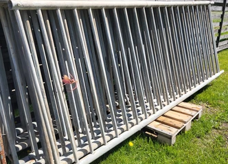 Fermos atitvarai: Storas metalas už 60€/m