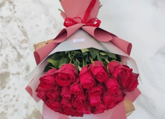Floristų kuriamos puokštės – grožio ir meilės išraiška