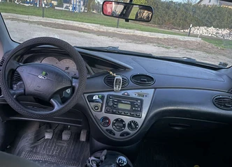 Pasinerkite į komfortą su Ford Focus hečbeku - puikus dyzelinas!