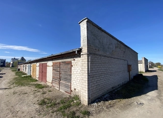 Garažai baldų gamybai ir restauracijai