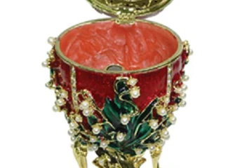 FABERGE juvelyrikos stebuklas – mirties kiaušinis su muzikiniu siurprizu!
