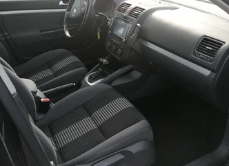 1,9 TDI Golf hečbekas: galingas ir taupus automobilis