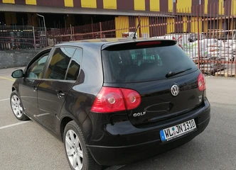Automatinis Golf 2008: ekonomiškas sprendimas mieste ir užmiestyje