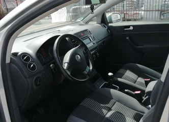 Efektyviu 1,9 TDI varikliu aprūpintas Golf Plus
