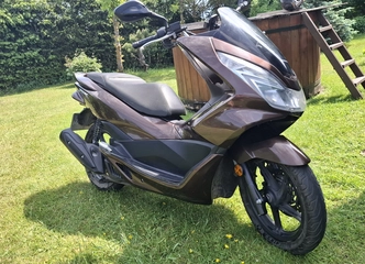 Honda 125kub. - patikima ir galinga automatinė transporto priemonė!