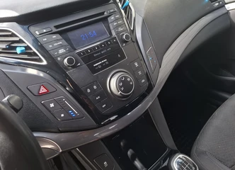 Apžiūrėkite Hyundai i40 ir parduokite savo seną automobilį iš karto!