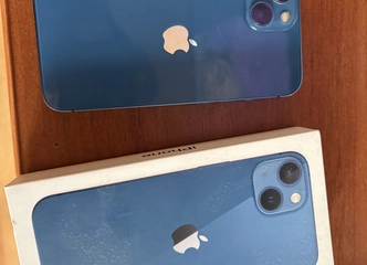 iPhone 13 128GB, galas nežymiai skilęs, bet puikus!