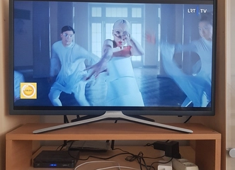 Išmanusis TV SAMSUNG – 81cm, puikus vaizdas ir garsas!