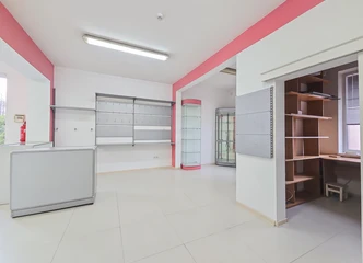 Išnuomojamos patalpos prekybai – garantuotas klientų srautas!