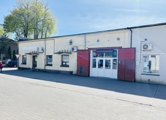 Šiuolaikiškos komercinės patalpos prie Halės
