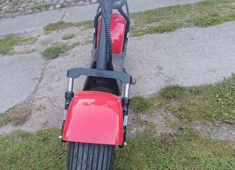 Išspręsk miesto keliones su 1kW paspirtuku
