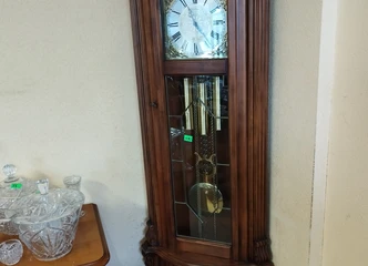 Vokietiškas mechaninis laikrodis su trim girais
