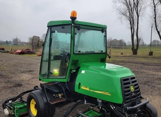 John Deere 3235C – Yanmar variklis, 3 cilindrai, turbina, 4WD