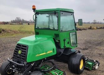 Peržiūrėti skelbimą - John deere 3235C