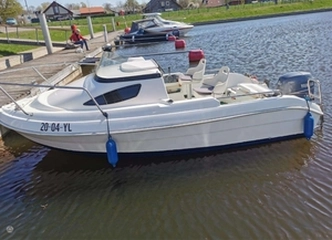 Išsinuomok katerį su Yamaha 60 varikliu!