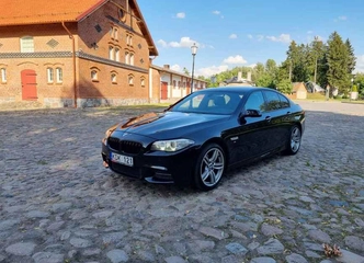 Kelionės pradžia su patikima automobilių nuoma