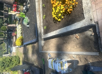 Trinkelių klojimas aplink kapus – tvarkingas ir ilgalaikis rezultatas