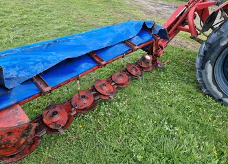 Kuhn šienapjovė 2.8m – efektyvi šienavimo sprendimas!