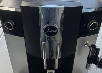 Laisvai pastatomi arba montuojami į baldus