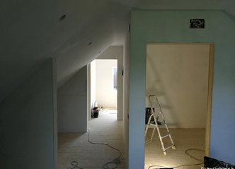 Didelio formato plytelių klijavimas – moderni technologija!