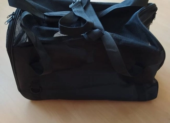 Lengvas nešiojimas su rankena ir pečių diržu