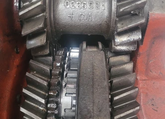Massey Ferguson 6170 reversas pasižymi kokybišku veikimu ir ilgaamžiškumu