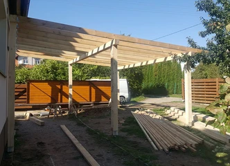 Tvirta medžio apdaila – pirtelės, kurios džiugina!