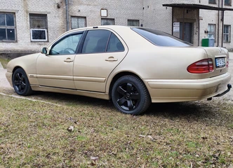 Mercedes Benz e220 – puikus sedanas už gerą kainą!