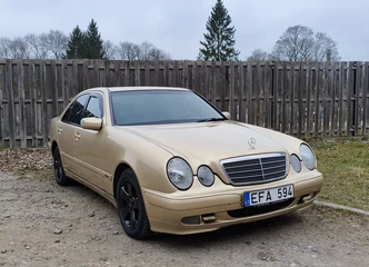 Peržiūrėti skelbimą - Mercedes Benz e220
