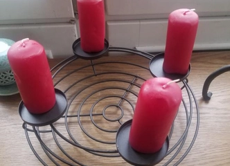 Metalinė žvakidė – puiki namų dekoracija už 10€