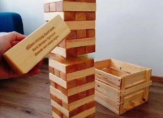 Išskirtinė Jenga XXL – puiki idėja šventei!
