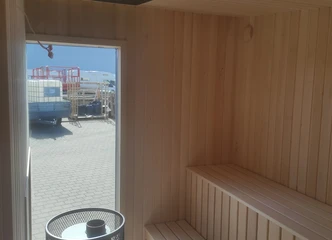 Modulinė pirtis 5x3 m² – Jūsų poilsio oazė!