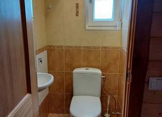 Pirtis su nakvyne – 170€ per parą, 5 lovos!