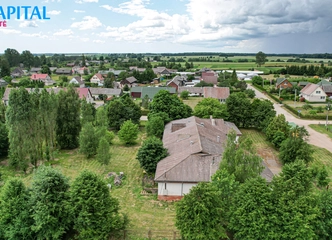 Namas su 43.65 arų žemės ir daug patalpų verslui