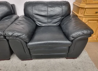 Trivietė ir dvivietė sofa už gerą kainą